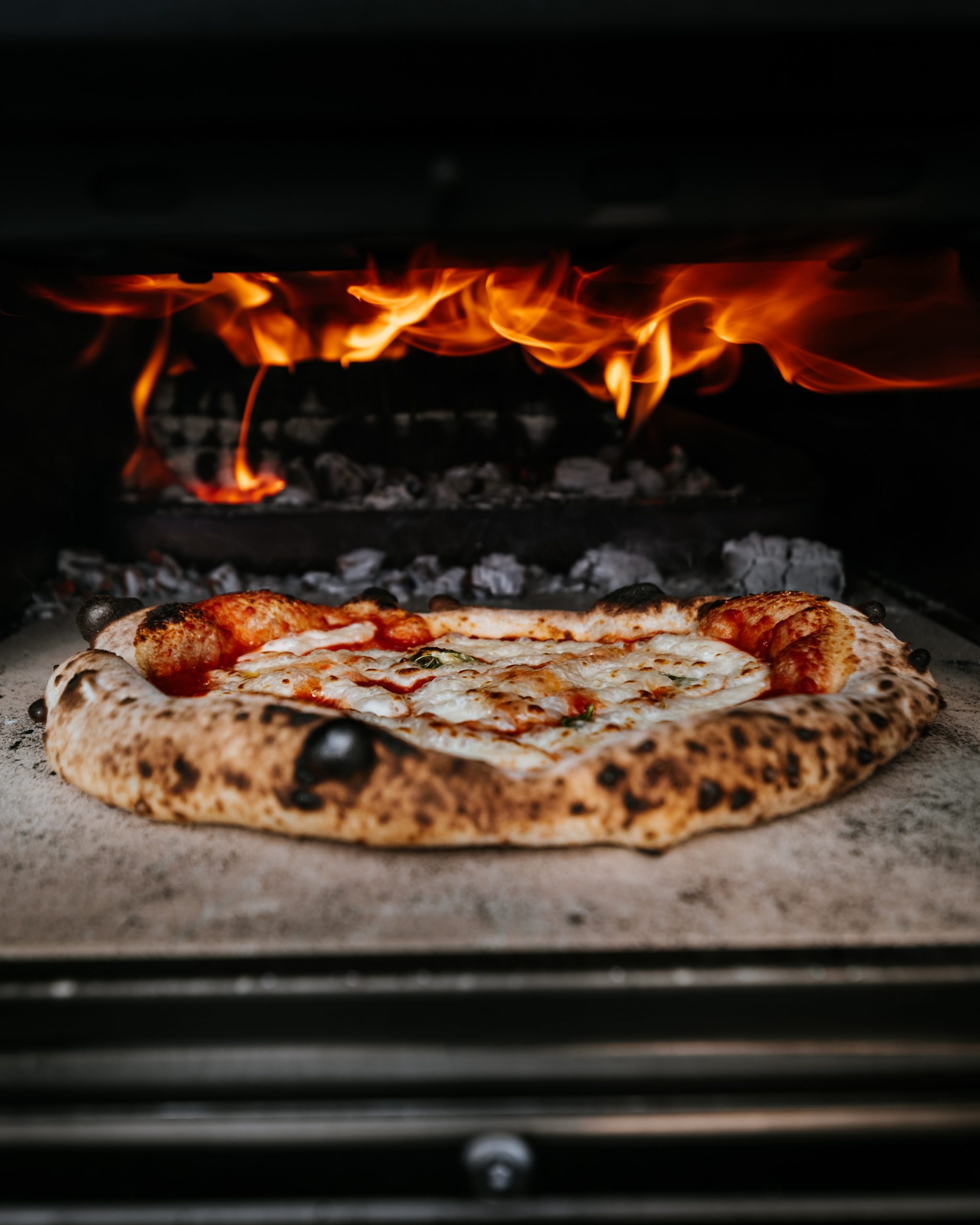 Les avantages d'un four à pizza électrique : performance et praticité 